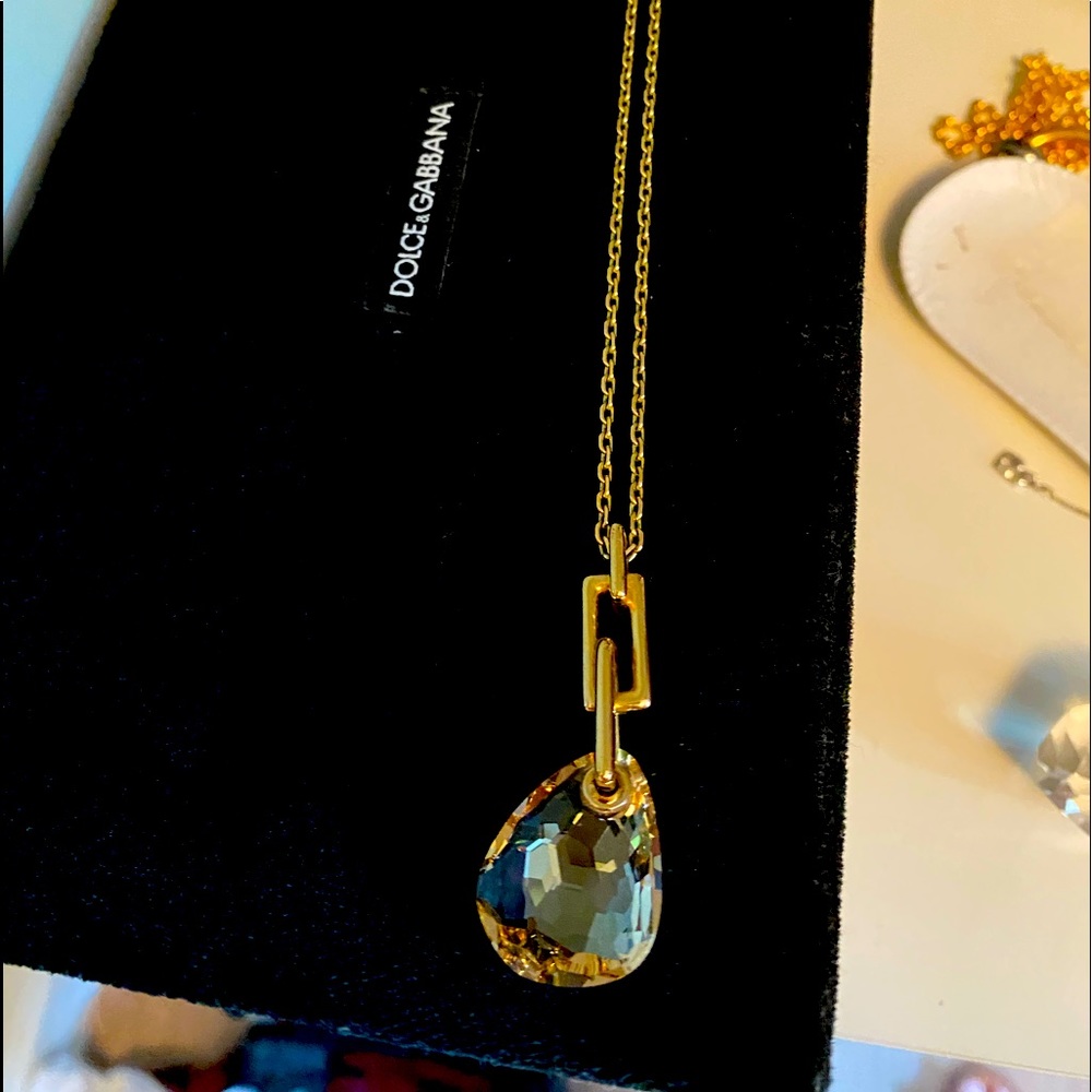 Gold pendant Swarovski necklace